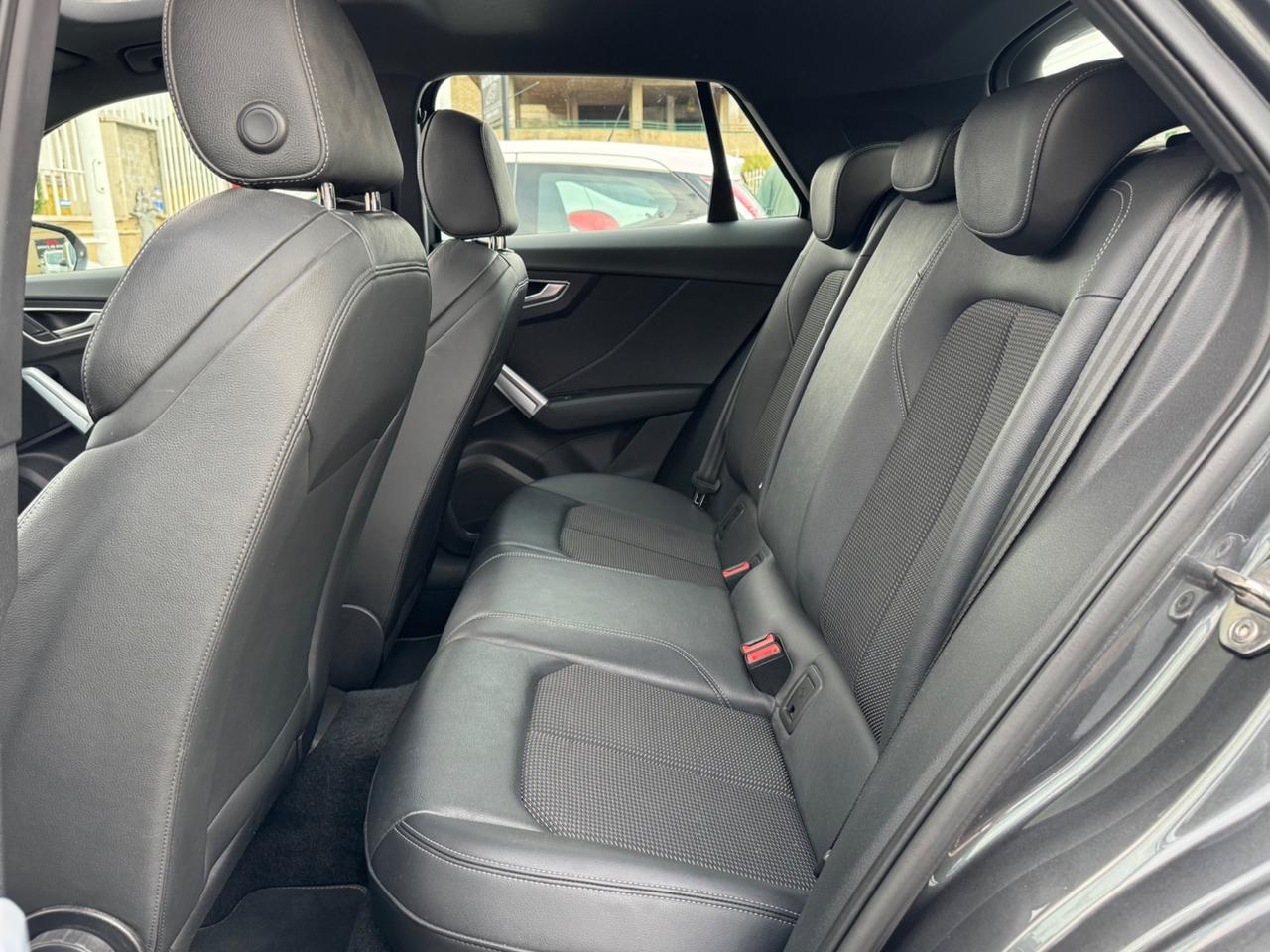 Audi Q2 30 TDI 116CV S tronic S-line Edition COCKPIT tetto