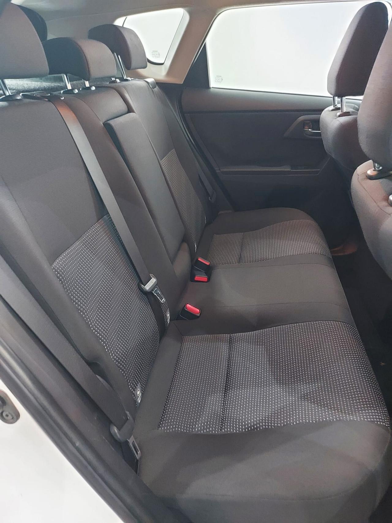 Toyota Auris 1.8 Hybrid 5 porte Lounge