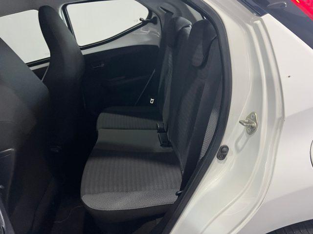 TOYOTA Aygo Connect 1.0 VVT-i 72 CV 5 porte