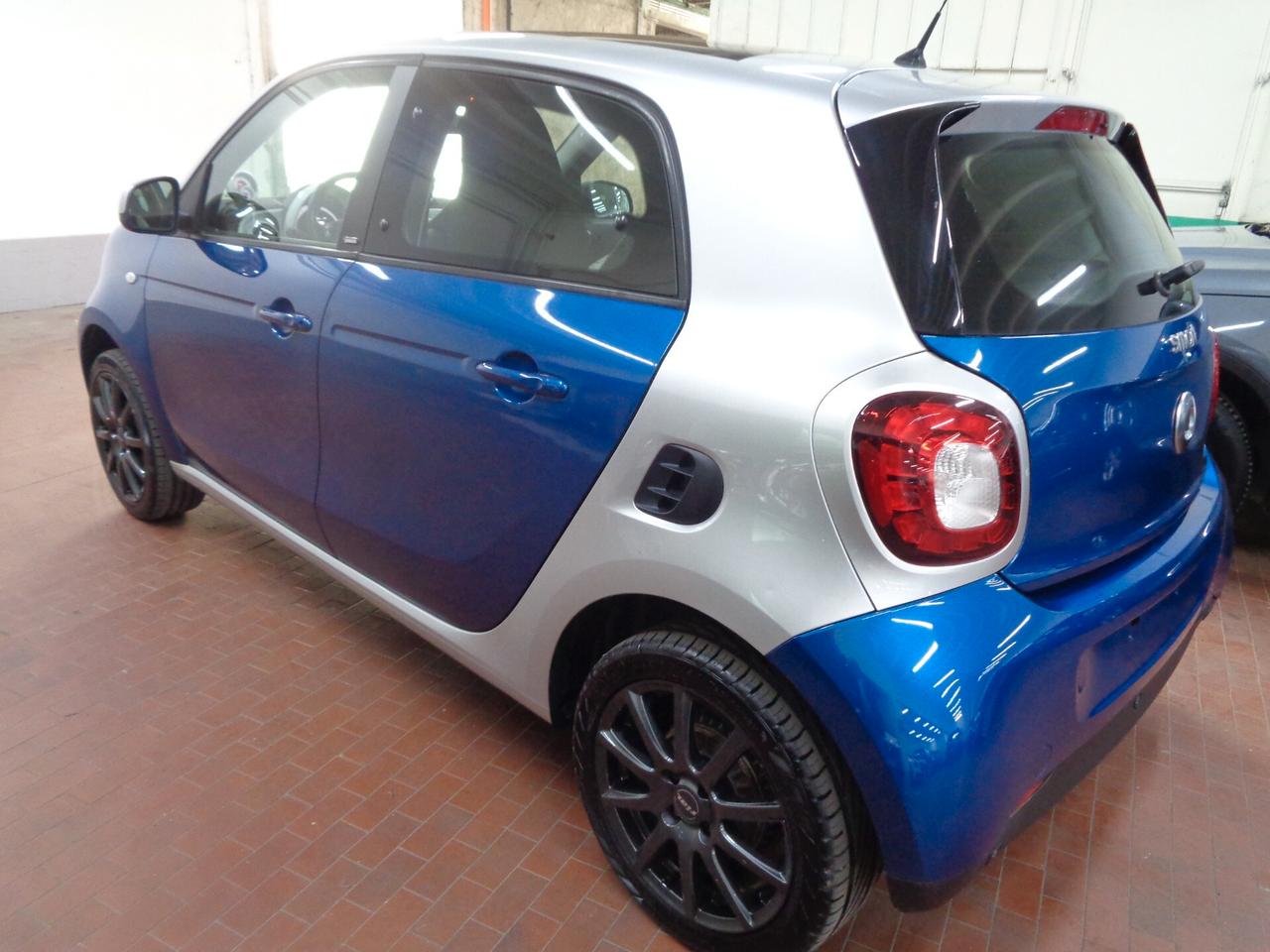 Smart ForFour 70 1.0 Passion