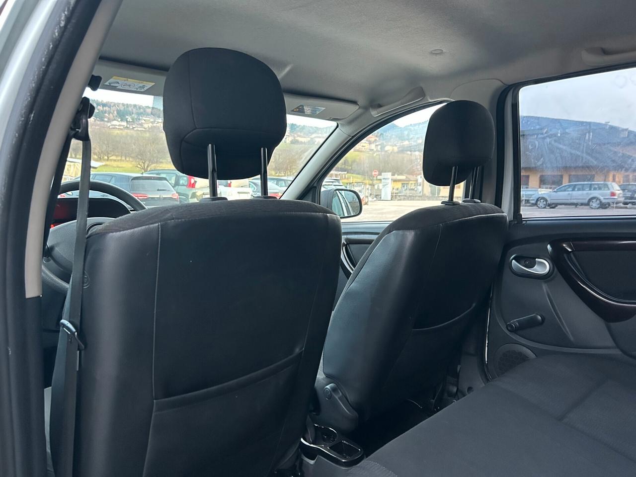 Dacia Duster 4x4 1.6 105cv Ambiance 4wd