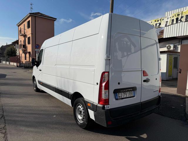 RENAULT Master T35 2.3 dCi 135 PL-TA Furgone