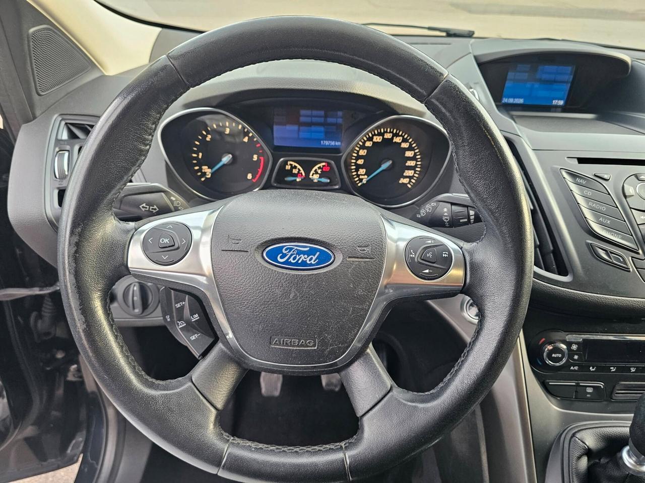 Ford Kuga 2.0 TDCI 140 CV 4WD Titanium
