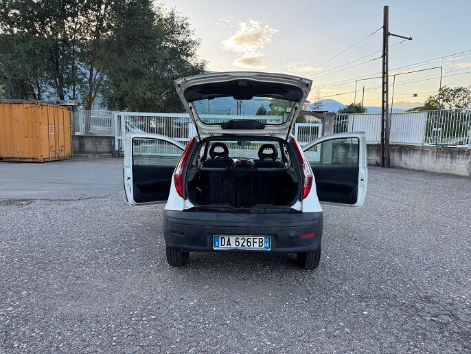 Fiat Grande Punto 1.3 MJT 75 CV 3 porte Dynamic