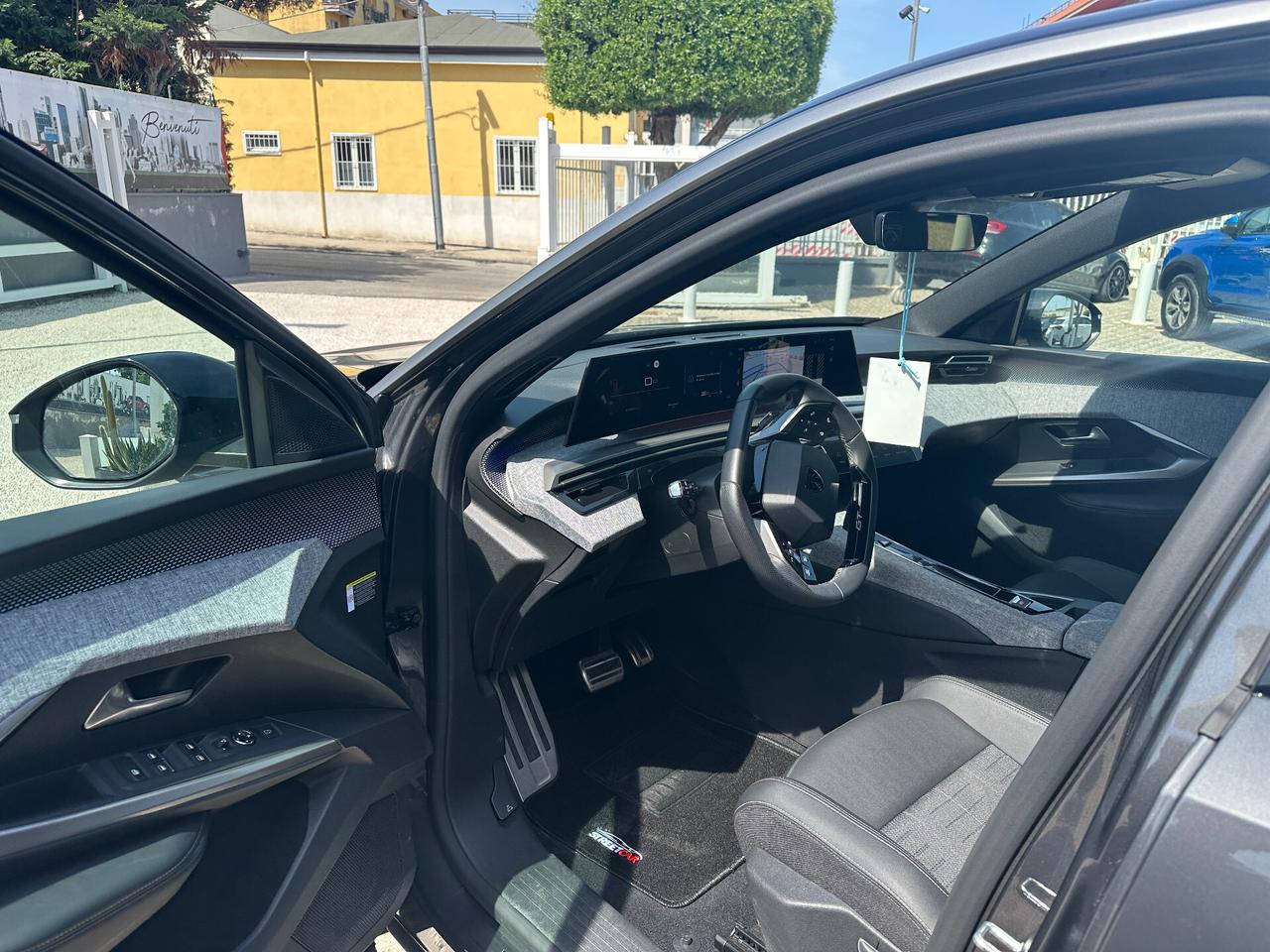 Peugeot 3008 Hybrid 136 e-DCS6 GT