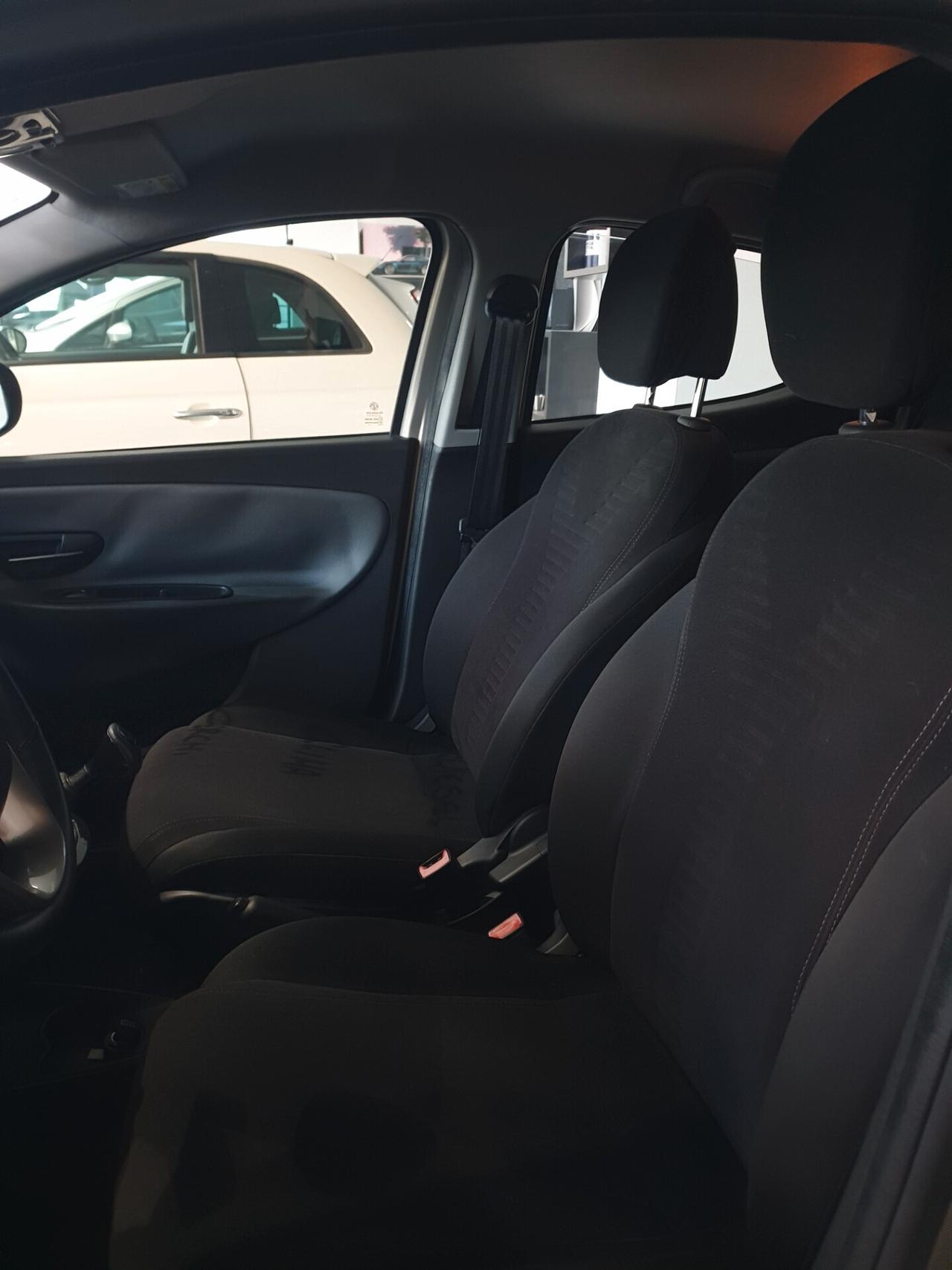 Lancia Ypsilon 1.3 MJT 16V 95 CV 5 porte S&S Gold