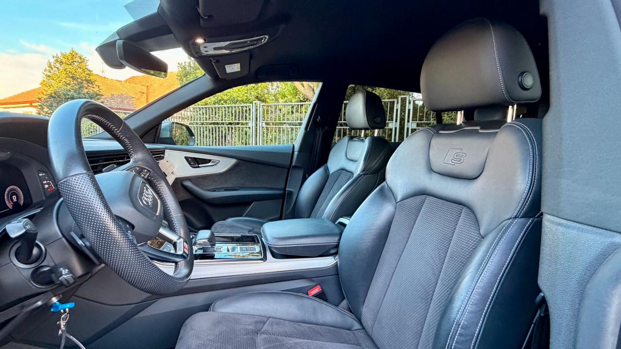 Audi Q8 50 TDI 286 CV quattro tiptronic Sport