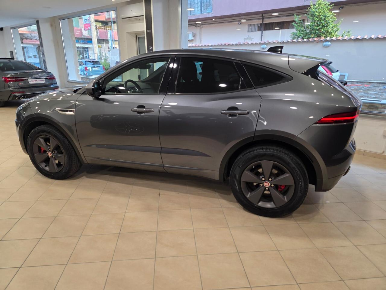 Jaguar E-Pace 2.0D 150 CV AWD aut. R-Dynamic S