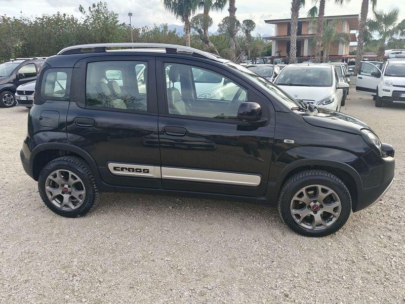 FIAT Panda Cross Panda Cross 1.3 MJT 95 CV S&S 4x4 LEGGI