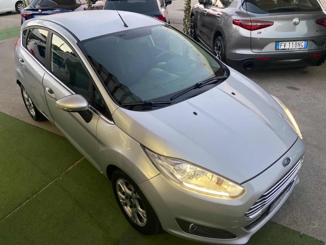 Ford Fiesta 1.5 TDCi 75CV TITANIUM GARANZIA 11/24