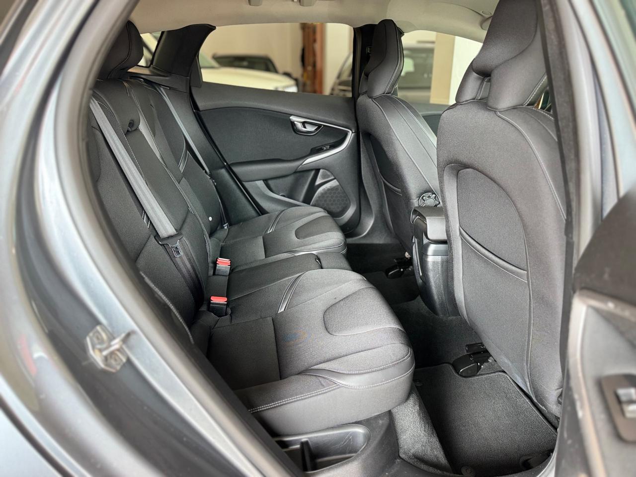 Volvo V40 D2 Business Plus