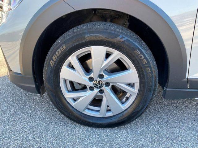 VOLKSWAGEN Taigo 1.0 TSI 110 CV DSG Automatica per NEOPATENTATI