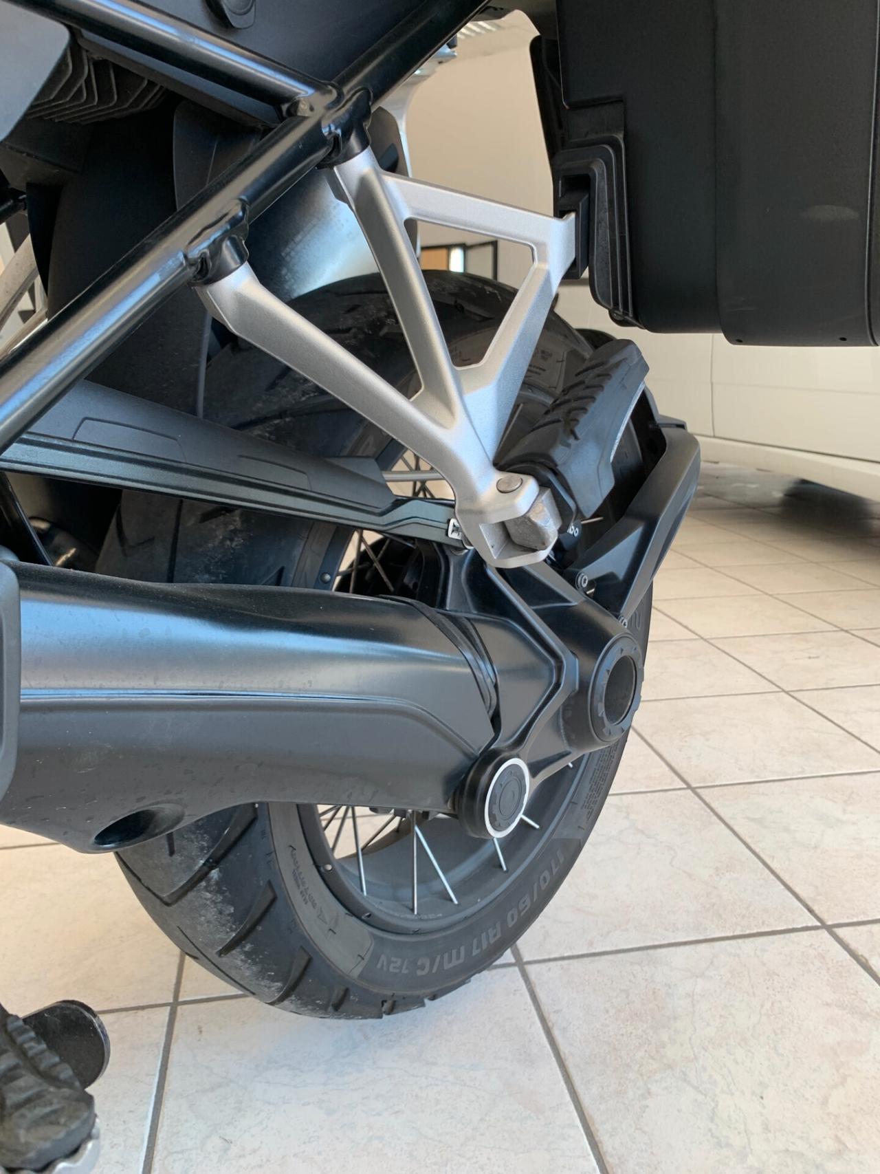 Bmw R 1250 GS 2022 Triple Black + tris valigie