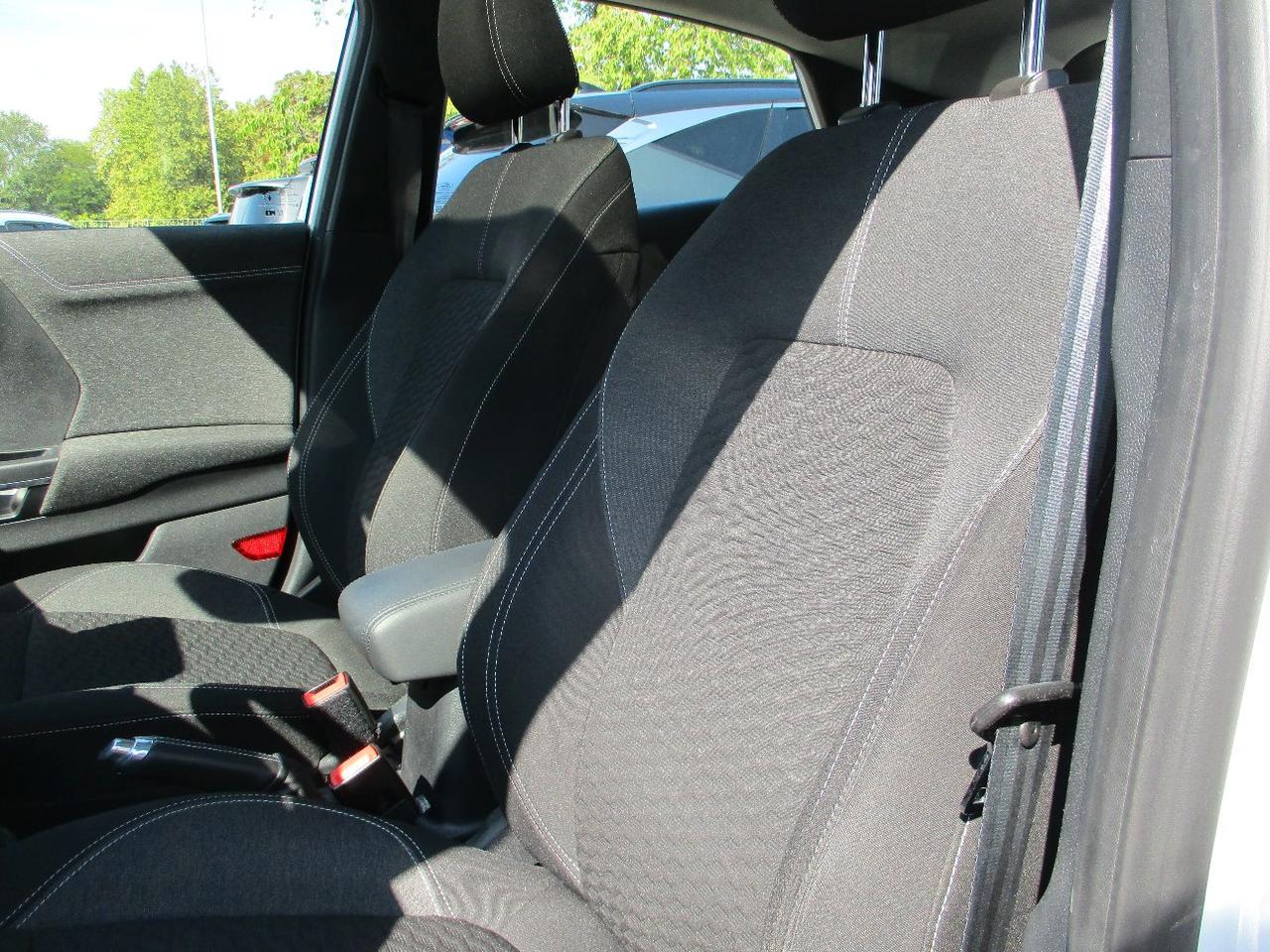 Ford Puma 1.0 ecoboost h Titanium s&s 125cv TETTO/CarPlay/NAVI