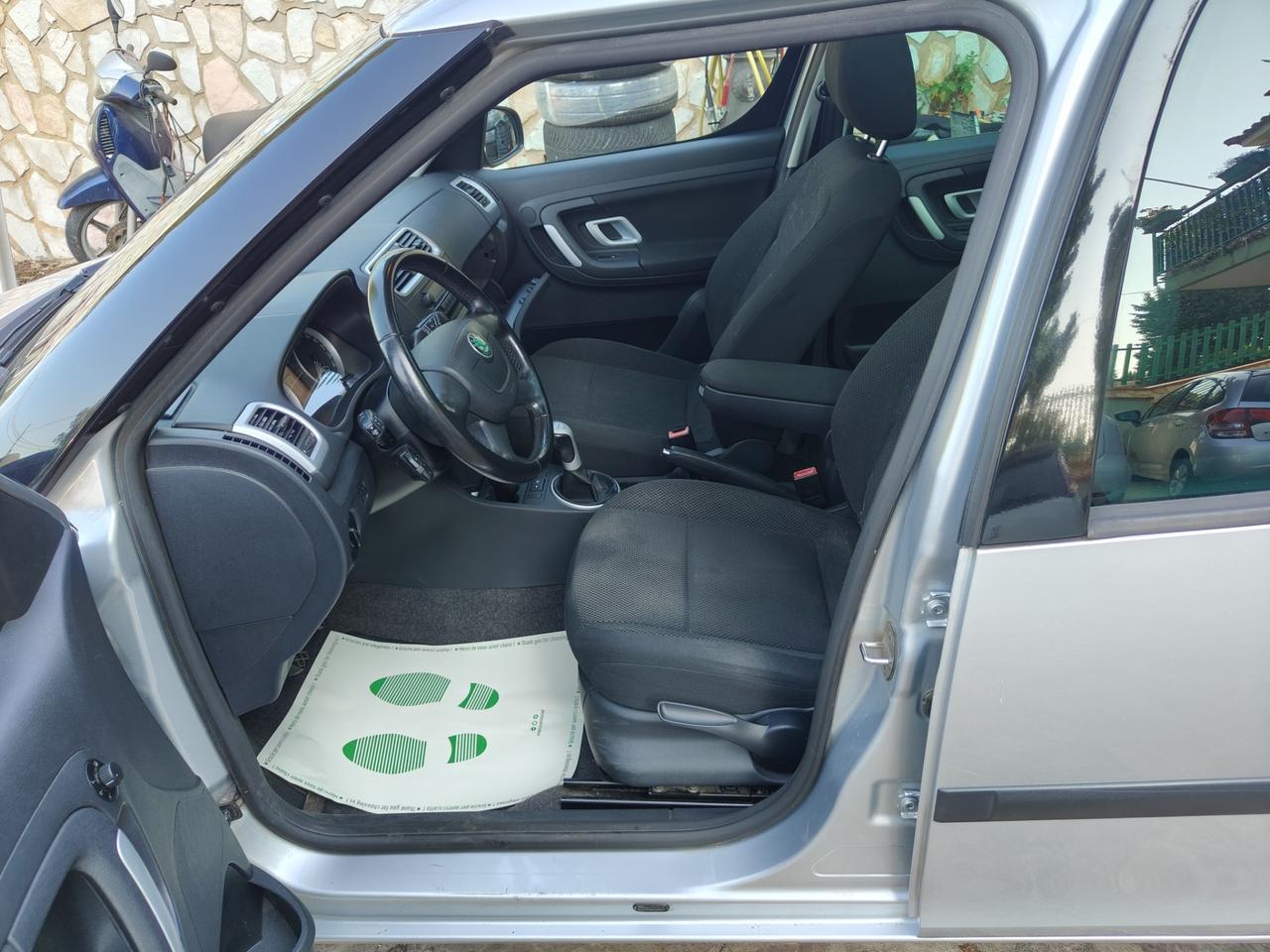 Skoda Roomster 1.4 TDI 80CV Sport
