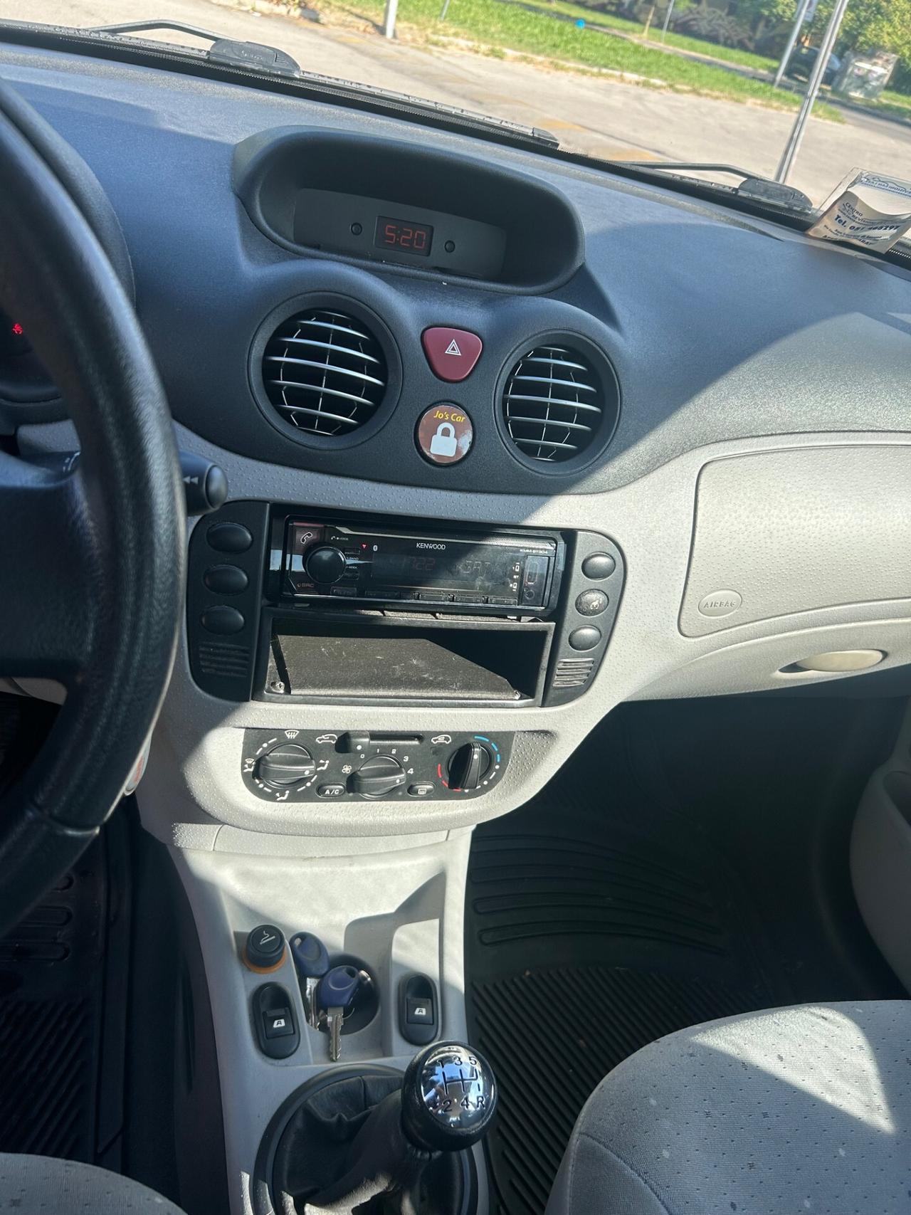 Citroen C3 1.2 cc Exclusive