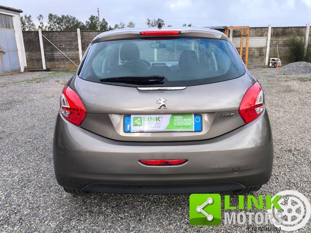 PEUGEOT 208 1.2 puretech vti 5p. Allure