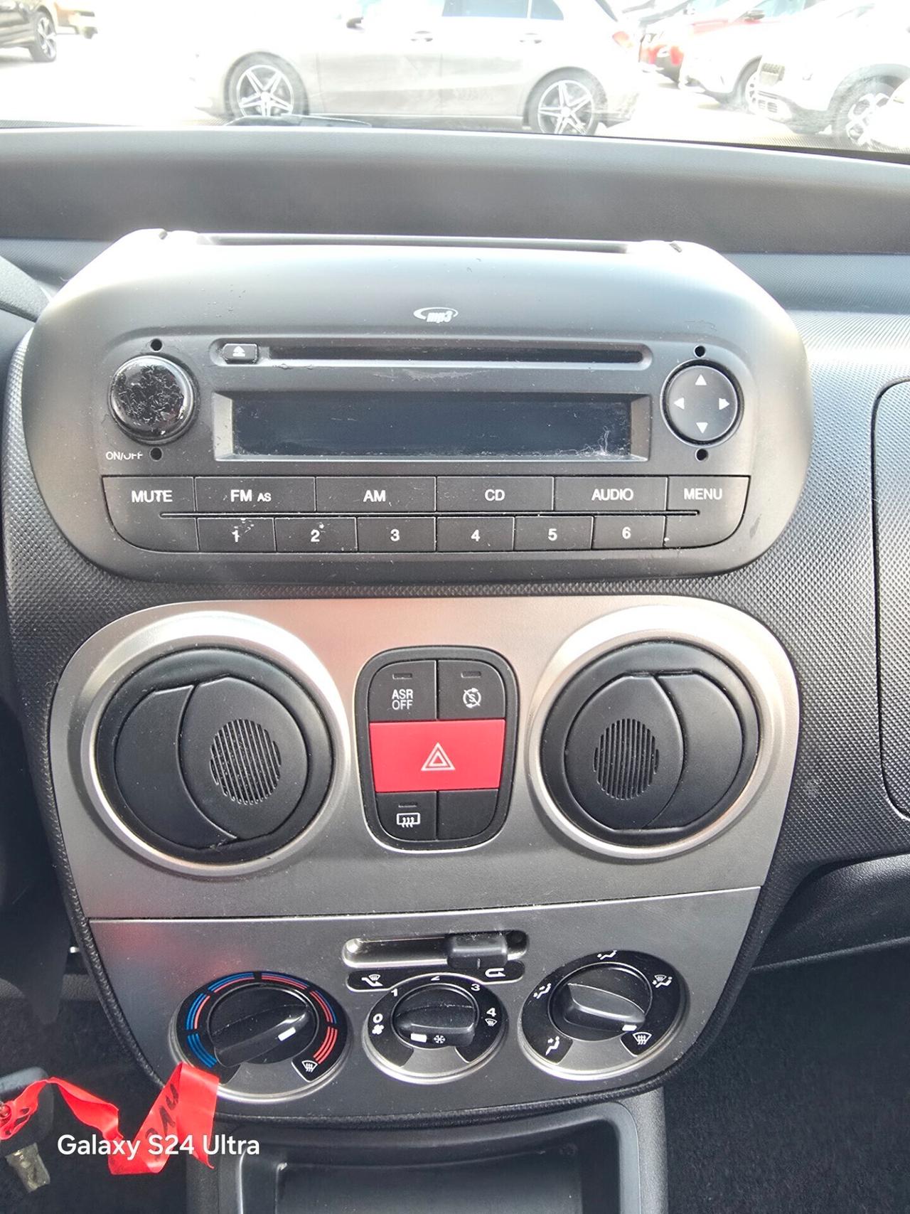 Peugeot Bipper Tepee 1.3 HDi 75 FAP Stop&Start Family