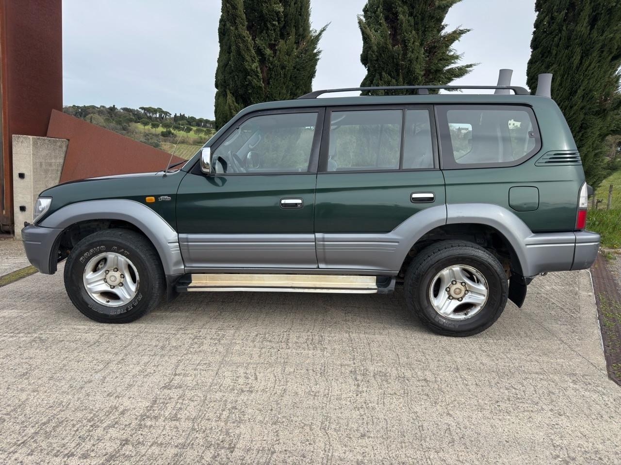 Toyota Land Cruiser 3.0 D-4D 16V cat 5 porte Sol