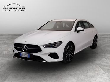 Mercedes-Benz CLA Sh.Brake - X118 2023 - CLA Shooting Brake 180 d Progressive Advanced auto