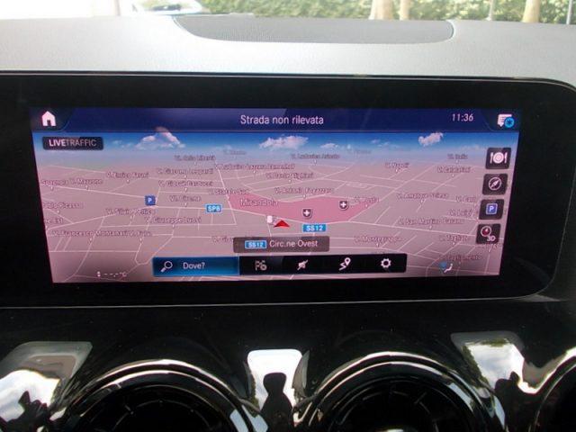 MERCEDES-BENZ GLA 200 d 57.000 KM AUTOMATICA BUSINESS EXTRA