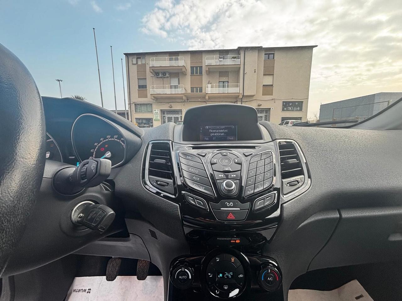 Ford Fiesta 1.5 TDCi 75CV 5 porte Titanium