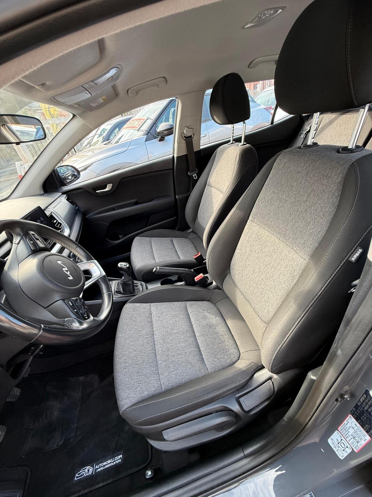 Kia Stonic 100 CV GT Line **CARPLAY** (IVA ESP)