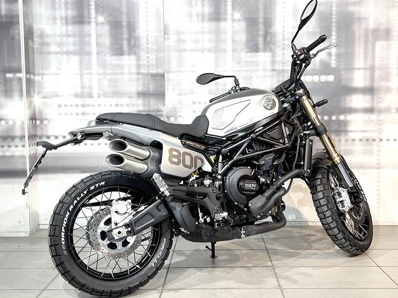 Benelli Leoncino Trail 800