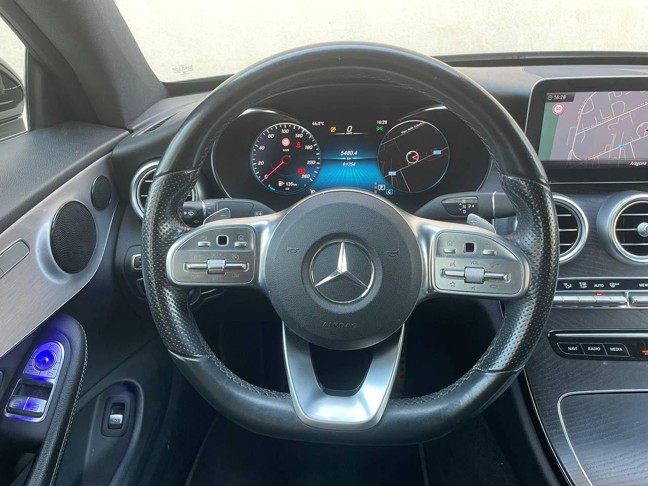 Mercedes-Benz Classe C-C205 2018 Coupe - C Coupe 220 d Premium auto