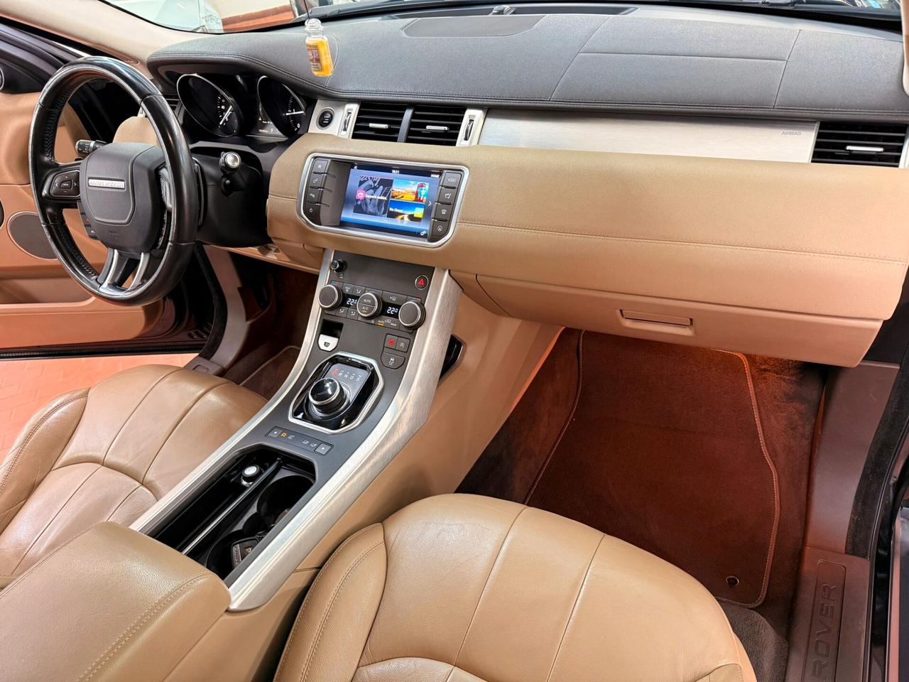 Land Rover Range Evoque 2.0 TD4 180 CV 5p. Autobiography