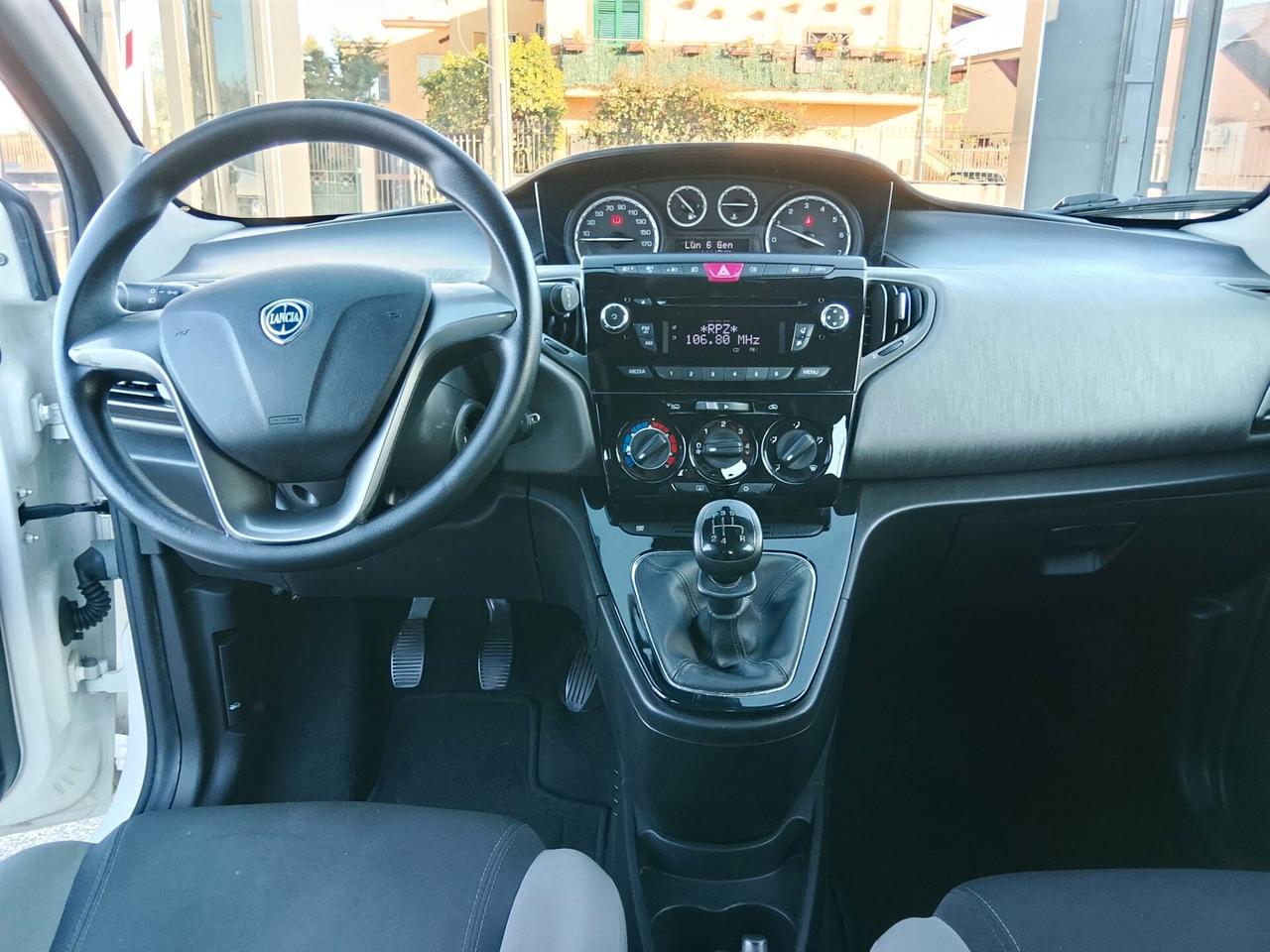 Lancia Ypsilon 1.2 EURO 6 110K KM