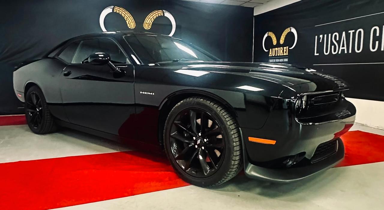 Dodge Challenger r/t