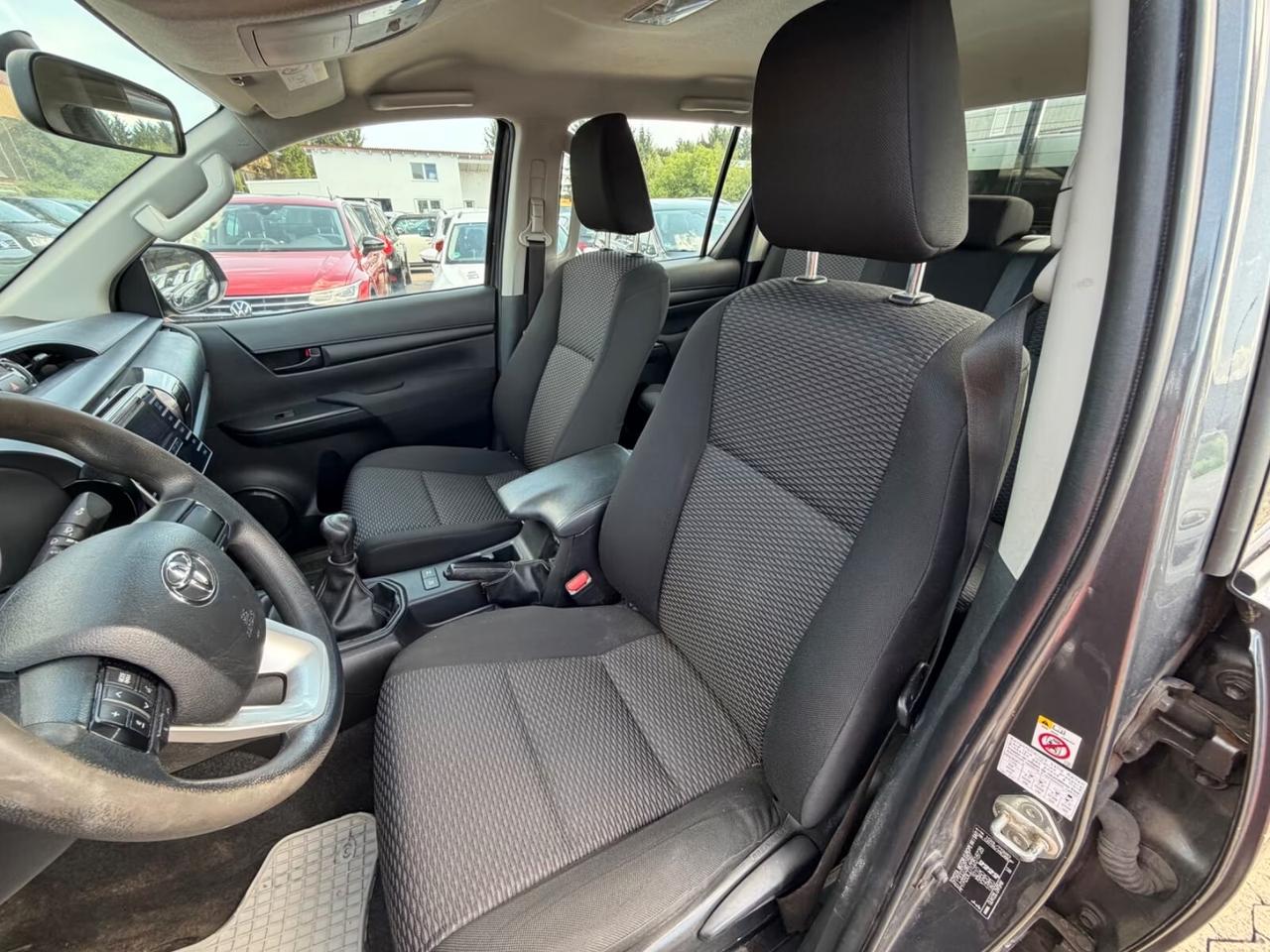 Toyota Hilux 2.4 D-4D 4WD 4 porte Double Cab Comfort