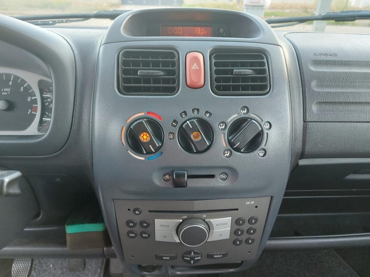 Opel Agila 1.2 16V Enjoy * Soli 49000 Km.