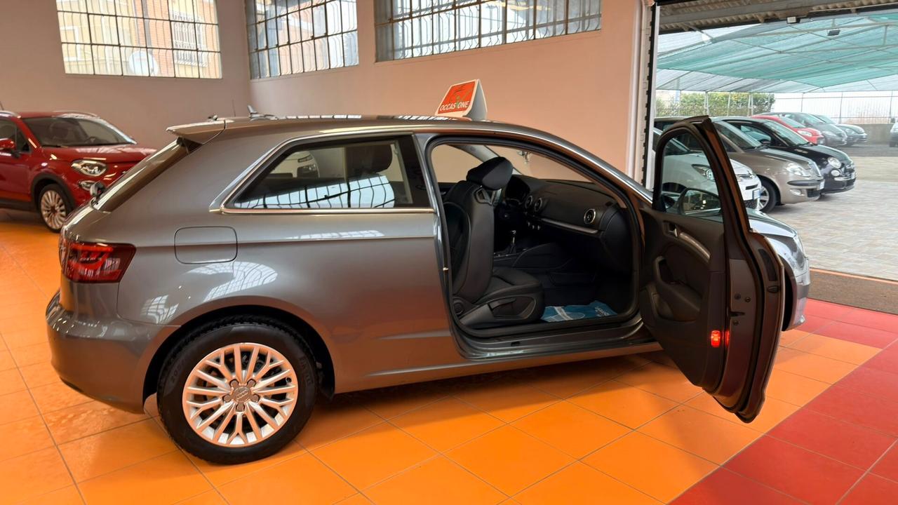 Audi A3 1.6 TDI clean diesel Attraction