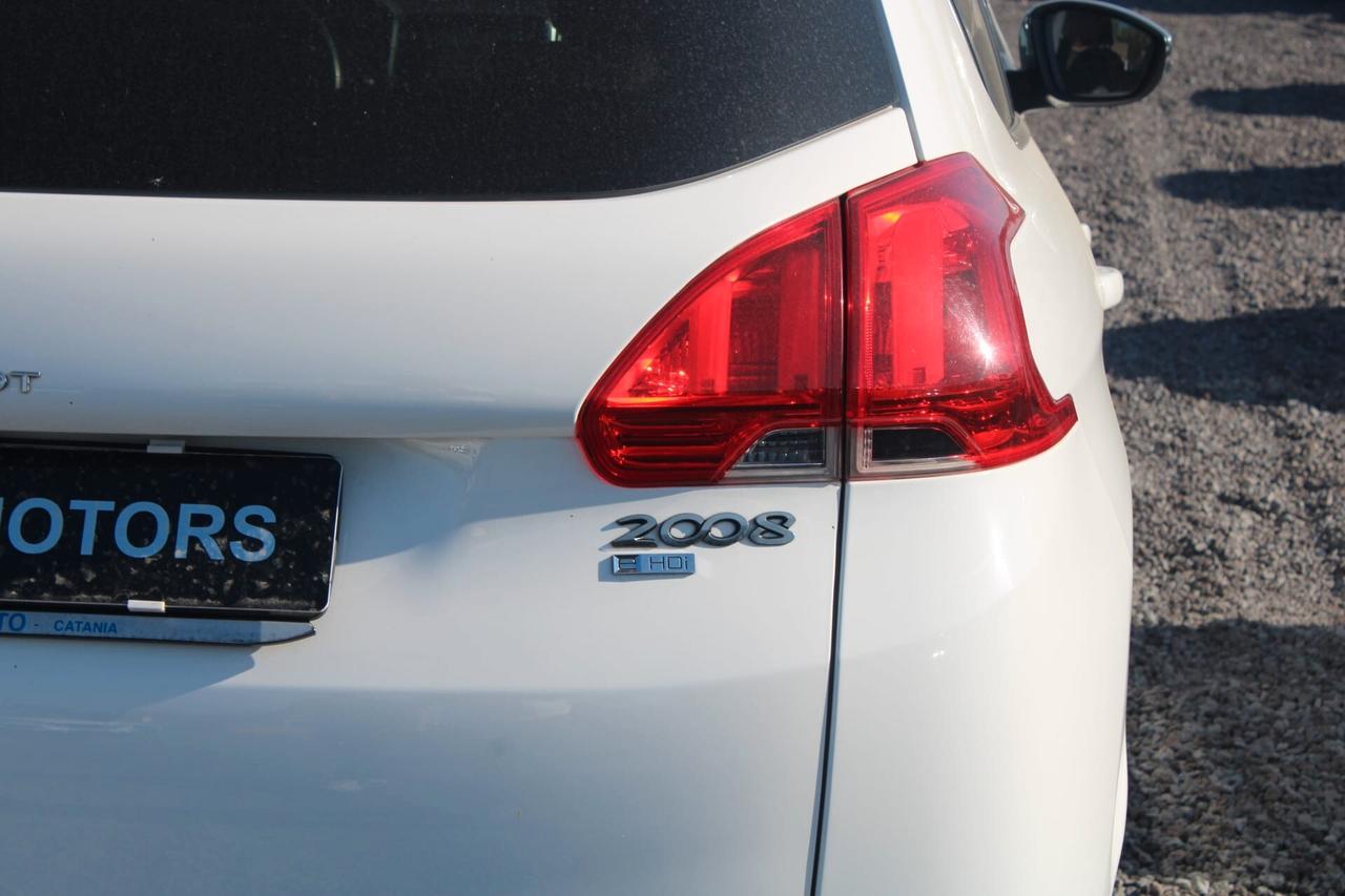 Peugeot 2008 1.6 e-HDi 92 CV Stop&Start Allure