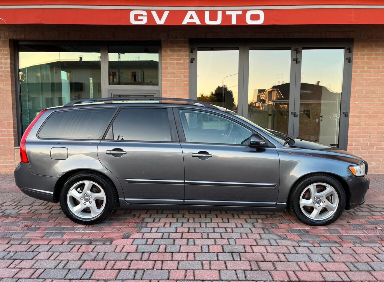 Volvo V50