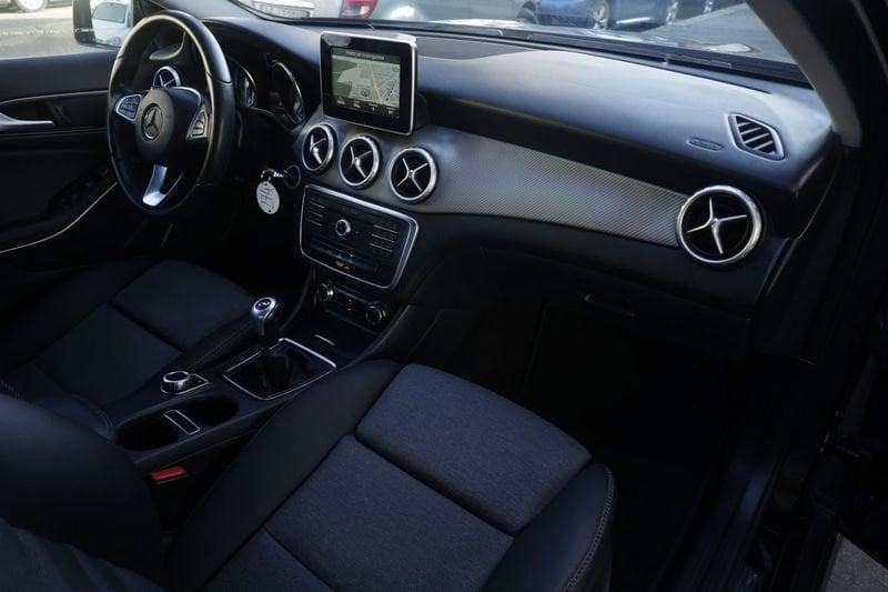 Mercedes-Benz GLA Mercedes-Benz GLA 180 d Sport 80KW ANNO 2017