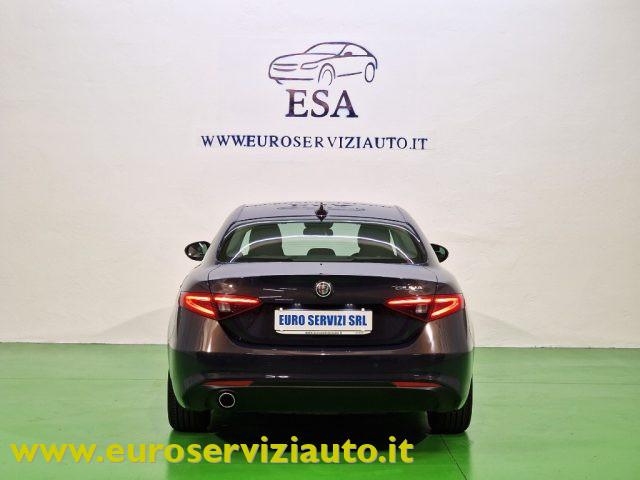 ALFA ROMEO Giulia 2.2 Turbodiesel 150 CV AT8 Business