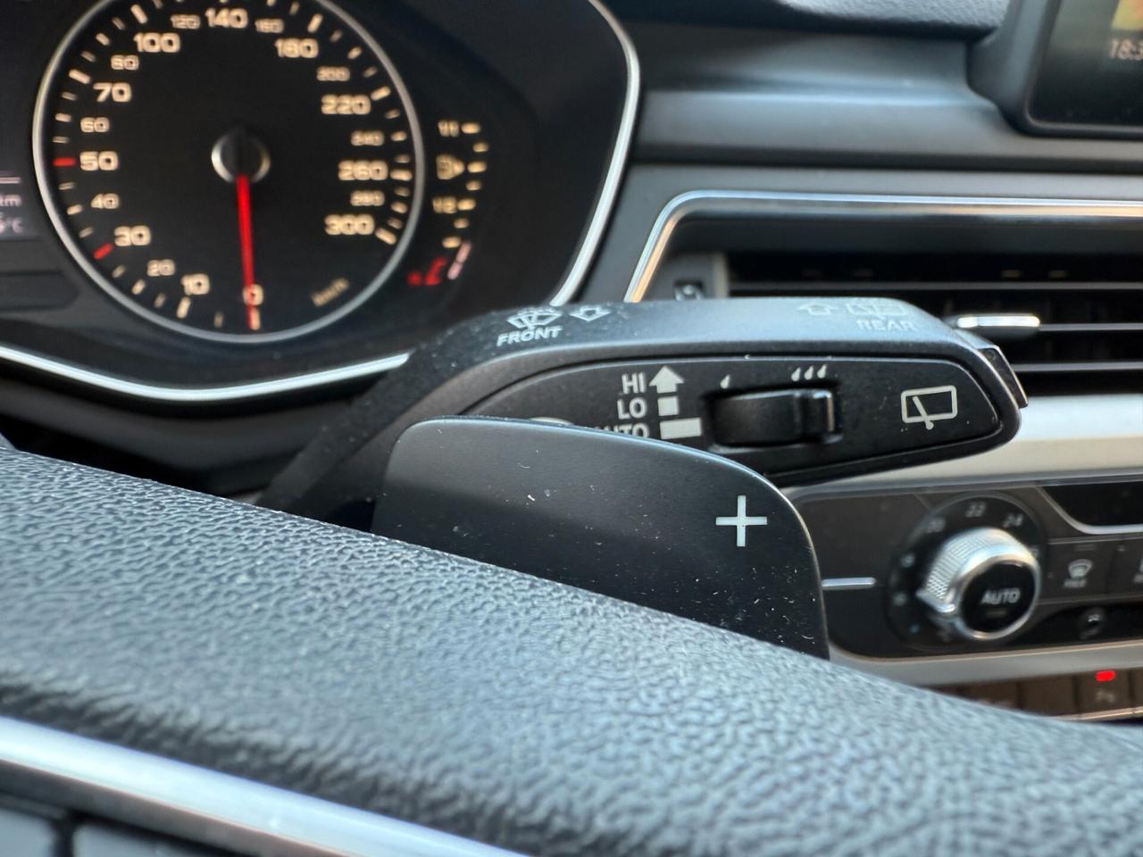 Audi A4 Avant 2.0 TDI 150 CV ultra Business Sport