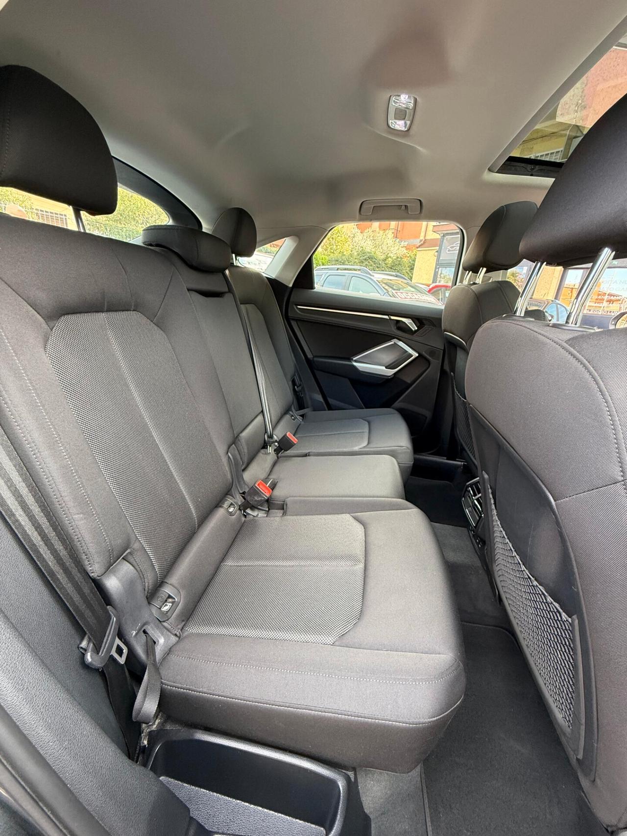 AUDI Q3 SPORTBACK S LINE *UNICO PROPRIETARIO*