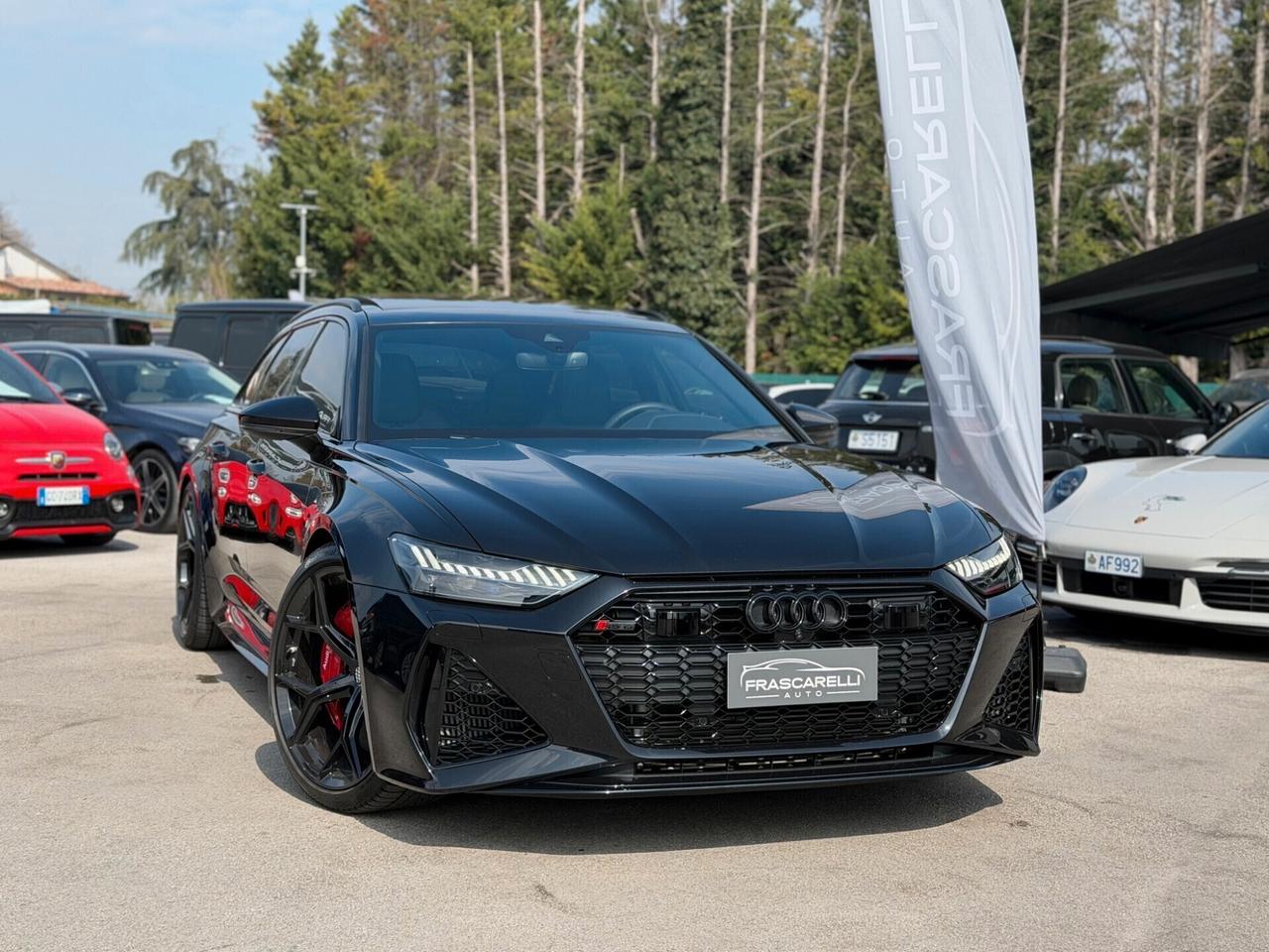 Audi RS6 RS 6 Avant /carboceramici//22"/km doc/scarico sportivo