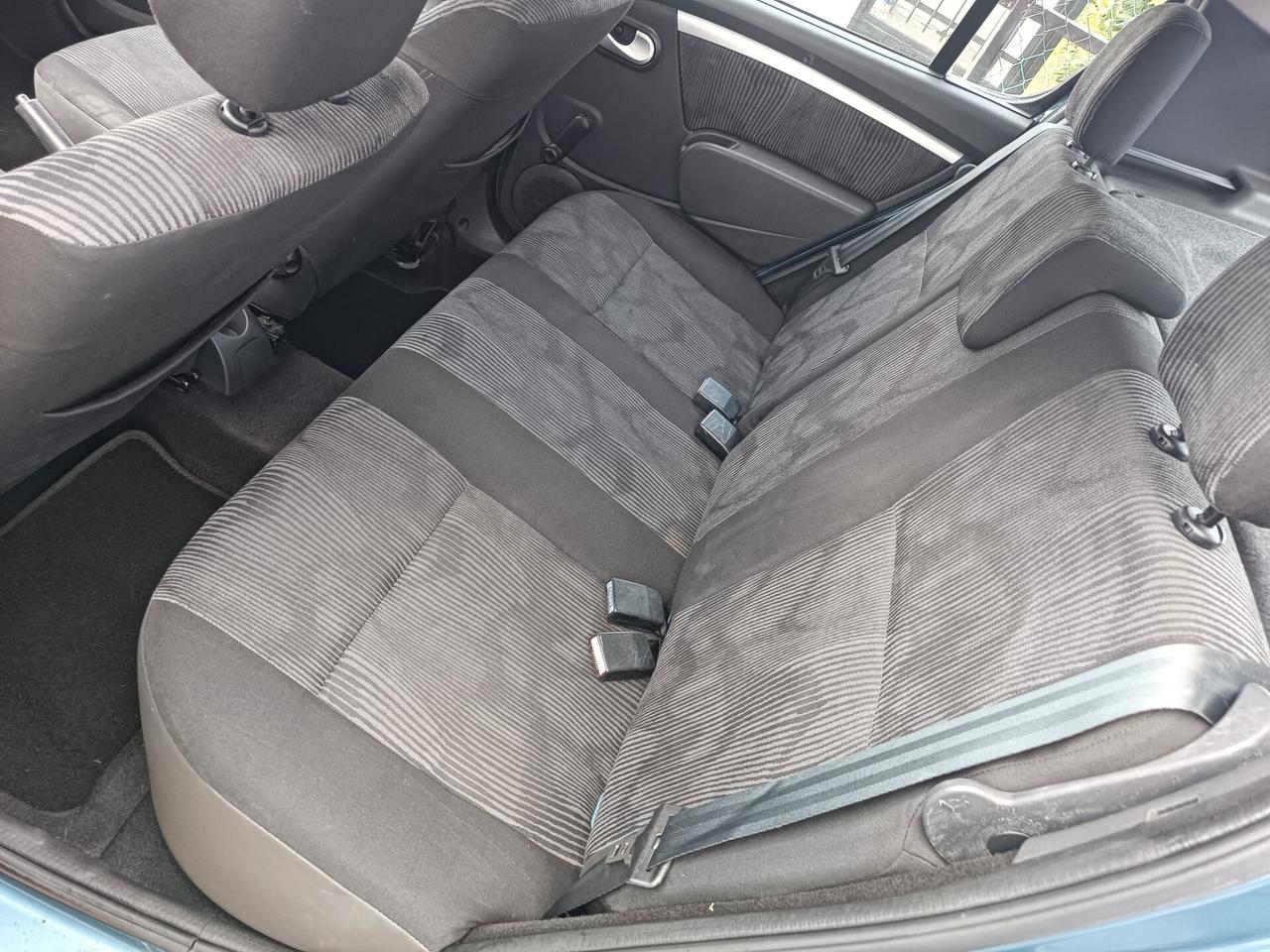 Dacia Sandero 1.4 8V GPL Lauréate