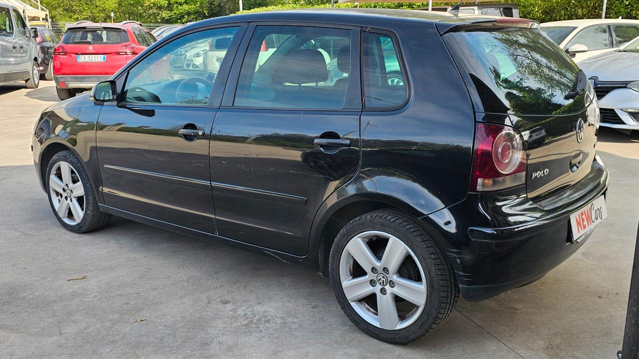 Volkswagen Polo 1.4/80CV TDI 5p. Sportline