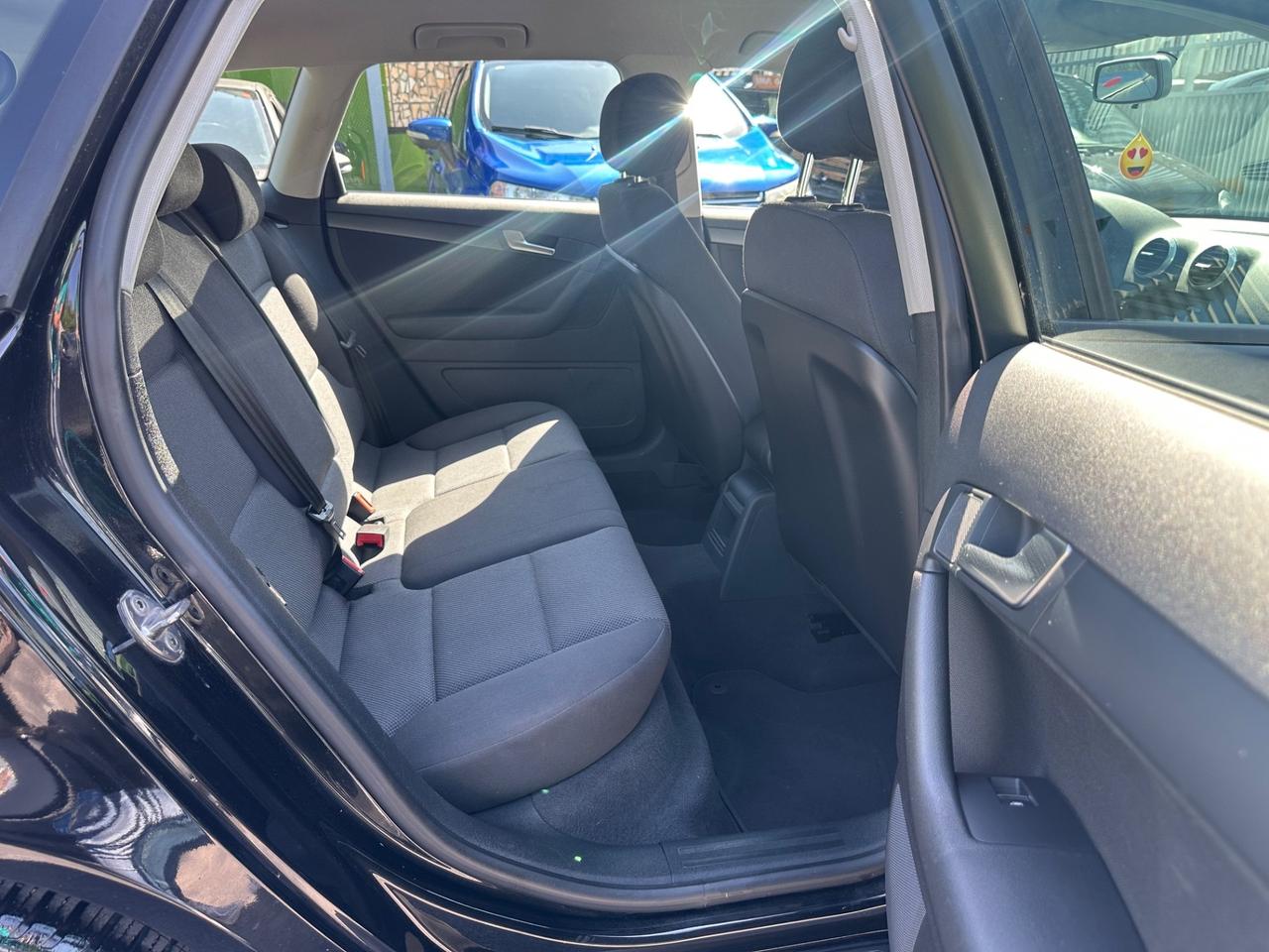 Audi A3 sportbak 1.6 90 CV 10/2013