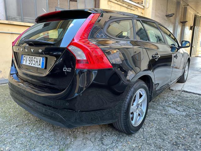 VOLVO V60 D2 Geartronic Momentum