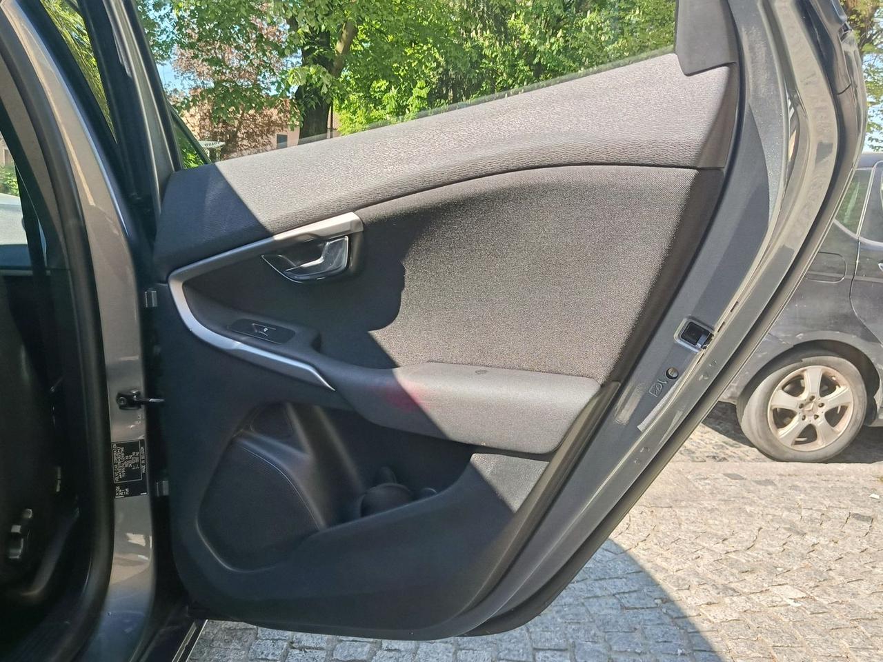 Volvo V40 Business 2.0 D2 #10316