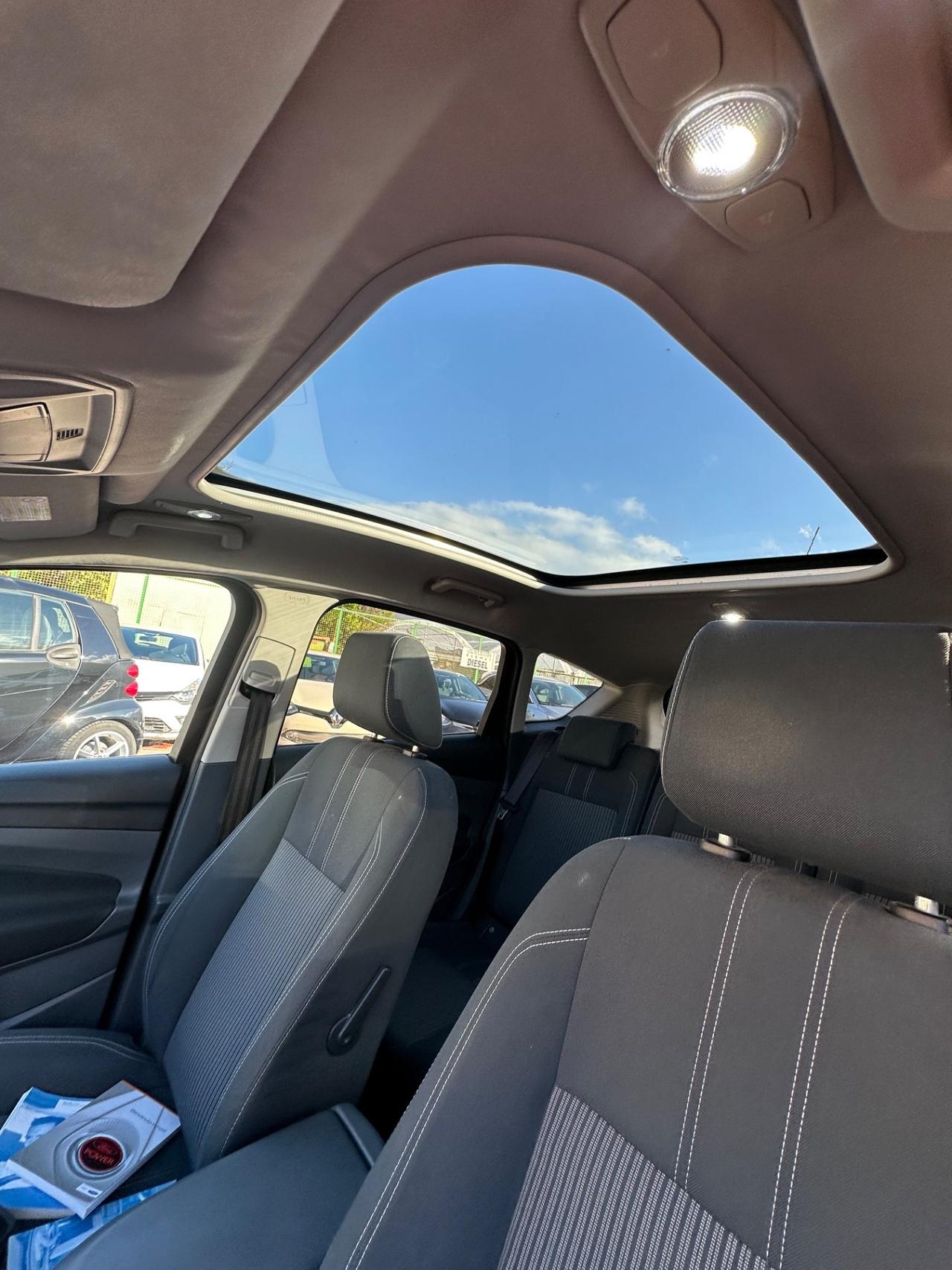 Ford C-Max 1.6 TDCi 115CV Titanium