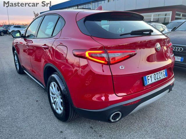 ALFA ROMEO Stelvio 2.2 t Business Q4 190cv auto my19 - FY022YG