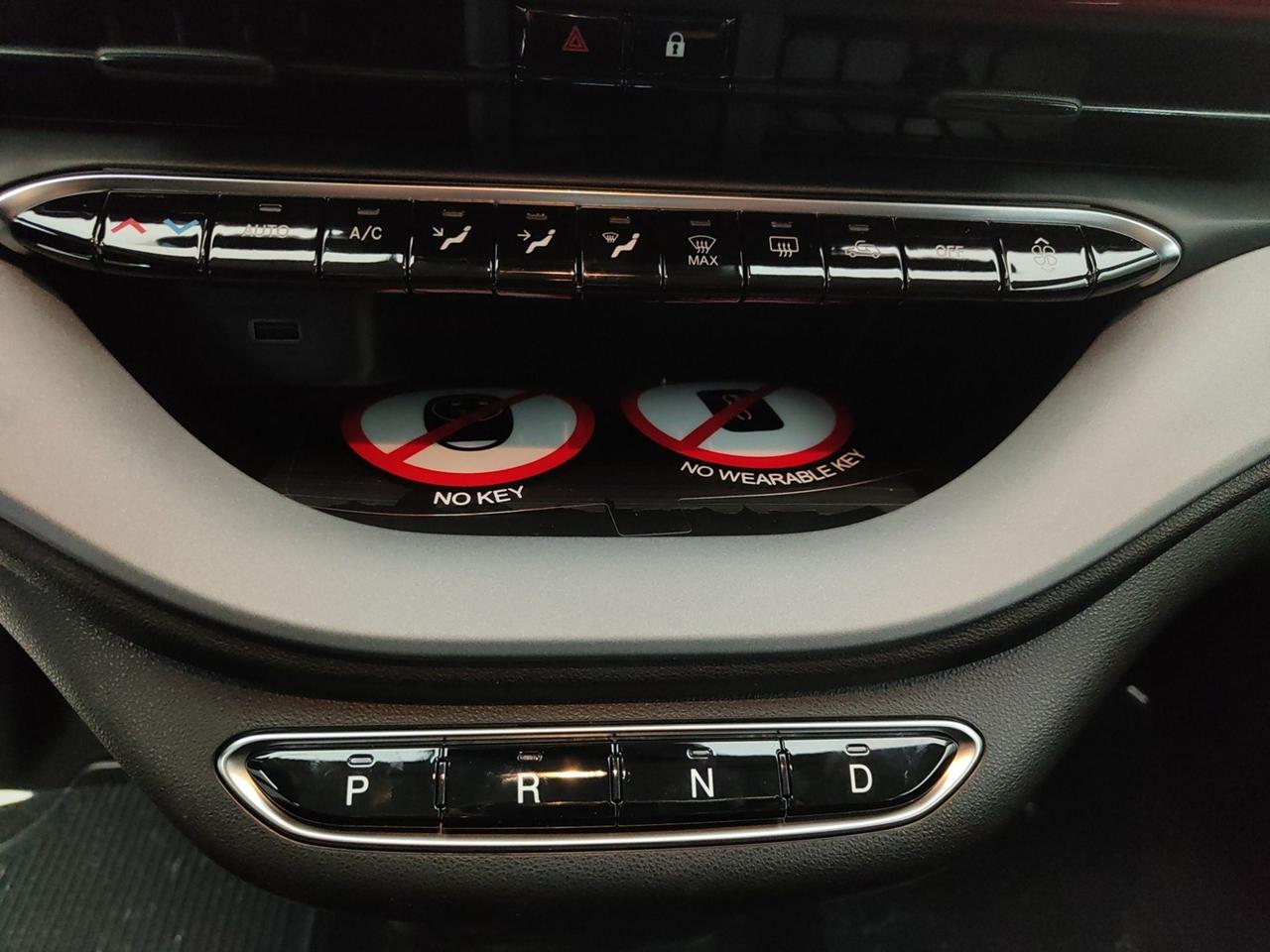 FIAT 500e 500E 95CV 23,65KW RED